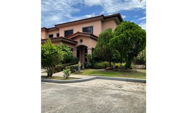 VENTA Y ALQUILER CASA  CON LINEA BLANCA EN RESIDENCIAL CV