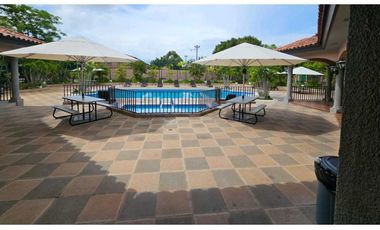 VENTA Y ALQUILER CASA  CON LINEA BLANCA EN RESIDENCIAL CV