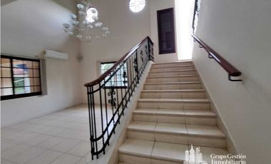 VENTA CASA EN ANCÓN RESIDENCIAL CAMINO DE CRUCES EL DORADO KAF