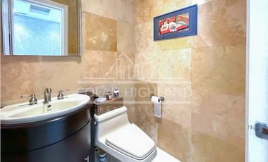 Se Vende Penthouse Frente Al Mar en Costa del Este