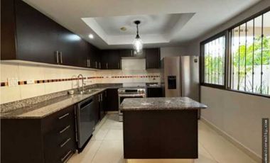 ALQUILO CASA EN ARRAIJAN PANAM PACFICO WOODLANDS 4R
