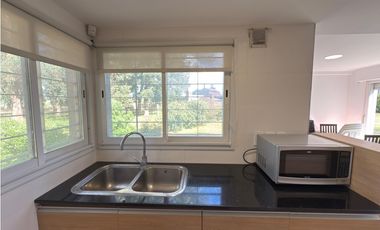 VENTA CASA MODERNA 3 AMB CON GRAN LOTE BARRIO SANTA CELINA