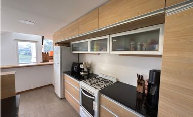 VENTA CASA MODERNA 3 AMB CON GRAN LOTE BARRIO SANTA CELINA