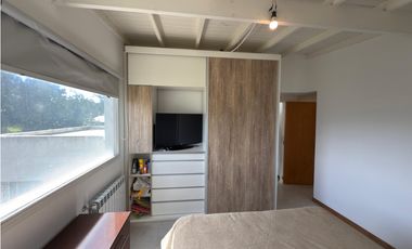 VENTA CASA MODERNA 3 AMB CON GRAN LOTE BARRIO SANTA CELINA