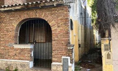 Casa en venta en Quilmes Este