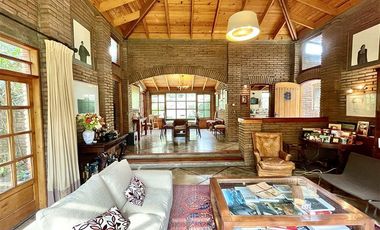 Casa en Venta en Av. Del Parque / El Almendro