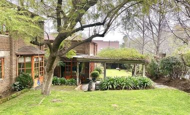 Casa en Venta en Av. Del Parque / El Almendro