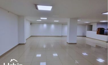 Arriendo / Venta de Local Comercial de 380m en Multicentro