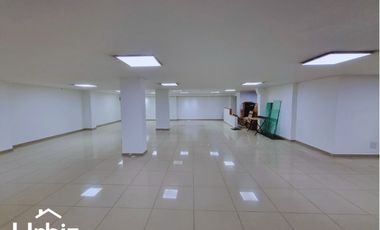Arriendo / Venta de Local Comercial de 380m en Multicentro