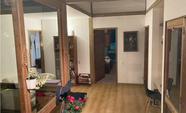 Vendo Hermosa Casa con buen lote en el hato k7 vía la Calera