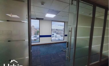 Arriendo Oficinas Amobladas sobre Cll 100 Chico Norte Bogota, 721m