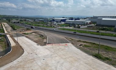 Terreno en parque industrial Axis Tonala