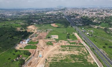 Terreno en parque industrial Axis Tonala