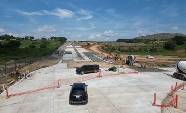 Terreno en parque industrial Axis Tonala