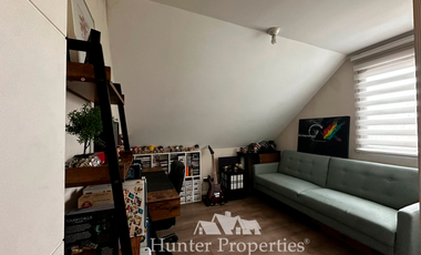 Casa en Venta en Tobalaba con Palena