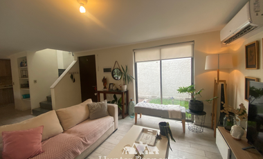 Casa en Venta en Tobalaba con Palena