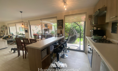 Casa en Venta en Tobalaba con Palena