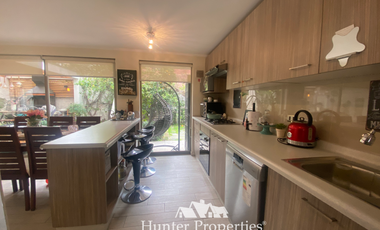 Casa en Venta en Tobalaba con Palena