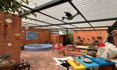 CASA CAMPESTRE EN ARRIENDO EN VEREDA GUACAS/SANTA ROSA DE CABAL