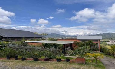 CASA CAMPESTRE EN ARRIENDO EN VEREDA GUACAS/SANTA ROSA DE CABAL