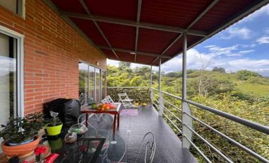 CASA CAMPESTRE EN ARRIENDO EN VEREDA GUACAS/SANTA ROSA DE CABAL