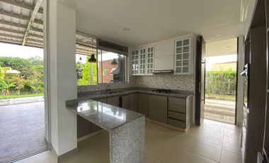 CASA CAMPESTRE EN VENTA EN VIA LA VIRGINIA/PEREIRA
