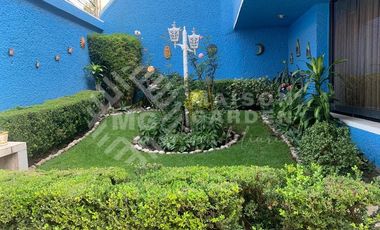 Casa en Venta con Grandes Espacios Ideal Para Desarrolladores