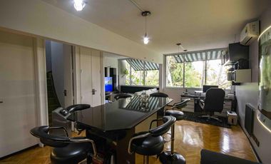 Departamento de 3 ambientes en dúplex en venta, en Vicente López.