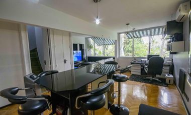 Departamento de 3 ambientes en dúplex en venta, en Vicente López.