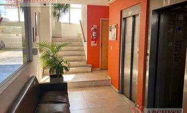 Departamento 2 ambientes con cochera y amenities en Moron