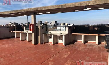 Departamento 2 ambientes con cochera y amenities en Moron