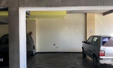 Departamento 2 ambientes con cochera y amenities en Moron