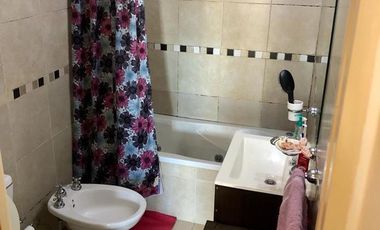 Departamento 2 ambientes con cochera y amenities en Moron