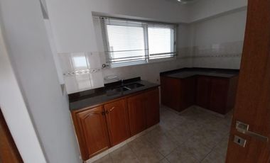 Departamento 3 amb al contrafrente