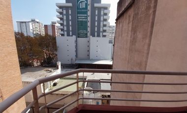 Departamento 3 amb al contrafrente