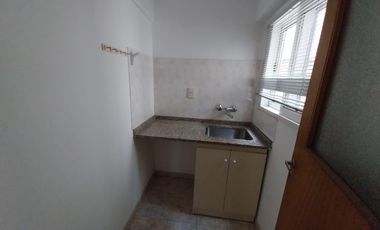 Departamento 3 amb al contrafrente