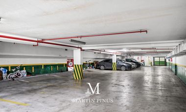 Recoleta ,4 ambientes   dependencia ,2 cocheras ,Seg 24 h. Terrazas, Parrilla.