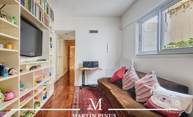 Recoleta ,4 ambientes   dependencia ,2 cocheras ,Seg 24 h. Terrazas, Parrilla.