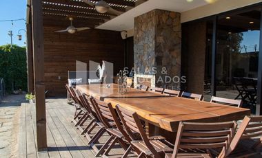 EXCLUSIVA RESIDENCIA  EN EL PORVENIR, LISTA PARA HABITAR