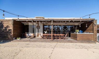 EXCLUSIVA RESIDENCIA  EN EL PORVENIR, LISTA PARA HABITAR