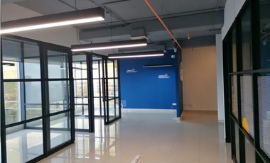 ALQUILER OFICINA 165 M2 BICSA AV BALBOA MANTENIMIENTO INCLUIDO MC