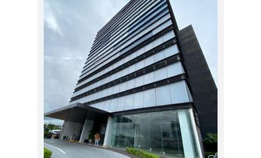 ALQUILO Y VENDO LOCAL EN SANTA MARIA BUSINESS DISTRICT yl