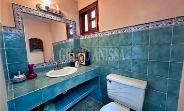 Oportunidad! Se Vende Casa en el Valle de Antón con Manantial Privado