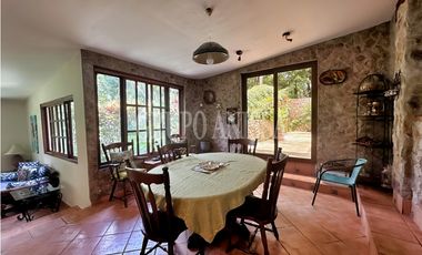 Oportunidad! Se Vende Casa en el Valle de Antón con Manantial Privado