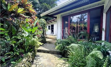 Oportunidad! Se Vende Casa en el Valle de Antón con Manantial Privado