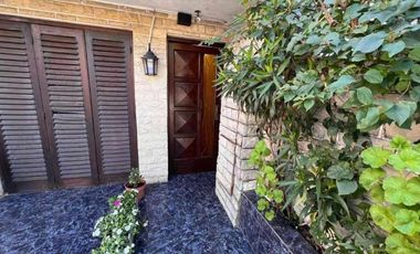 Casa PH en venta en Lanus Este
