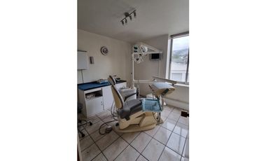 SE VENDE CONSULTA  OFICINA UBICADA EN CALLE BLANCO, VALPO