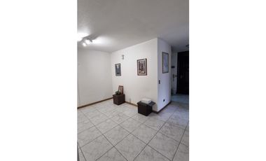 SE VENDE CONSULTA  OFICINA UBICADA EN CALLE BLANCO, VALPO