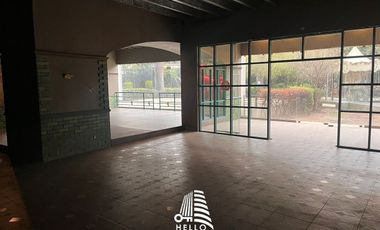 Local comercial en Parque Interlomas