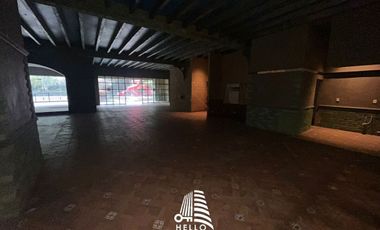 Local comercial en Parque Interlomas